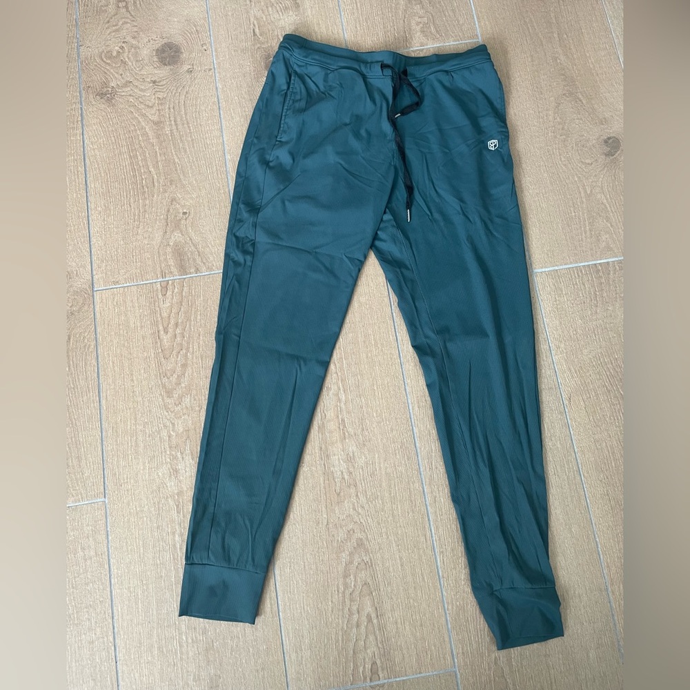 Born Primitive Women’s Green Jogger Pants